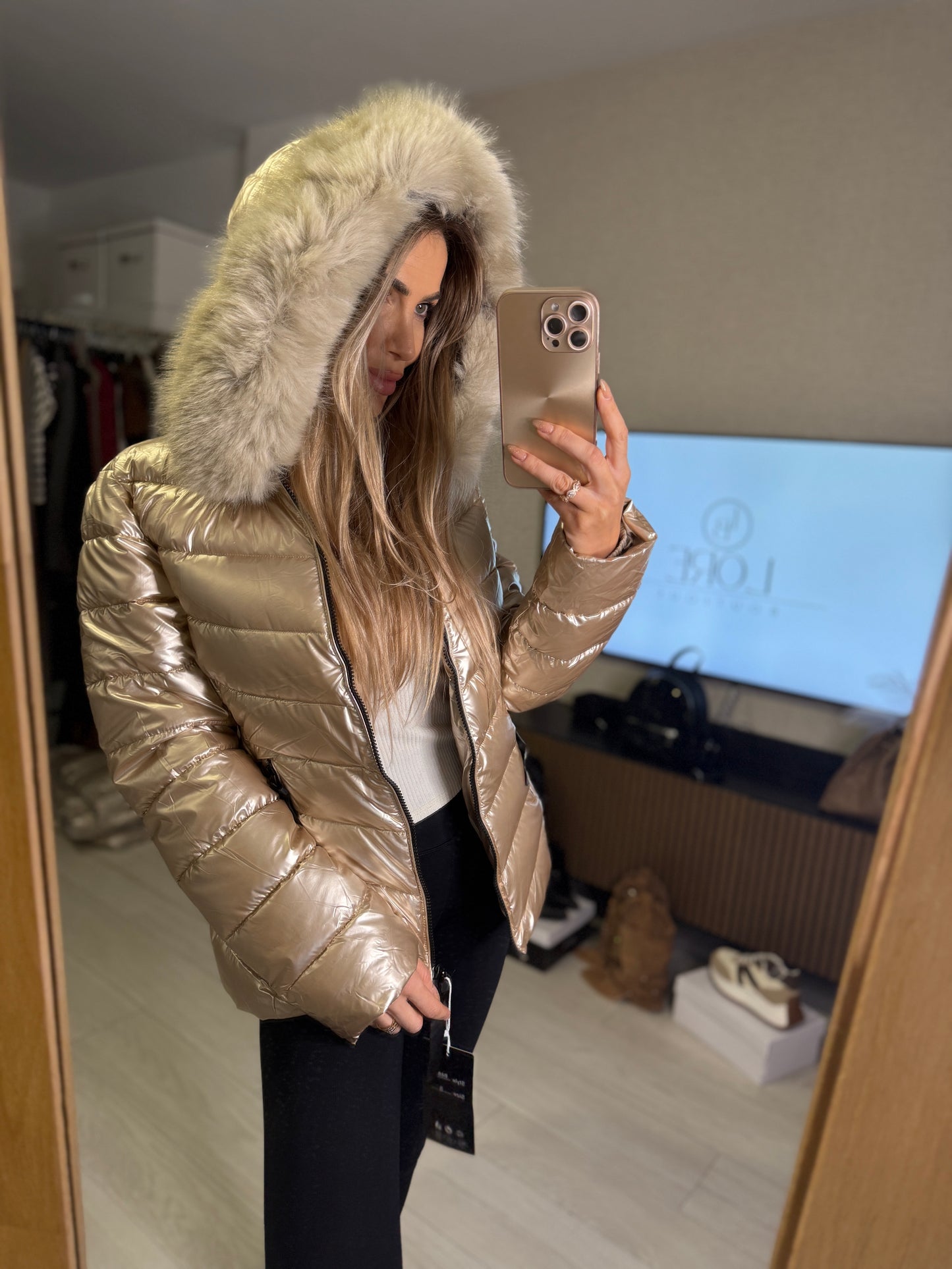 Chaqueta metalizada capucha pelo ZAIRA