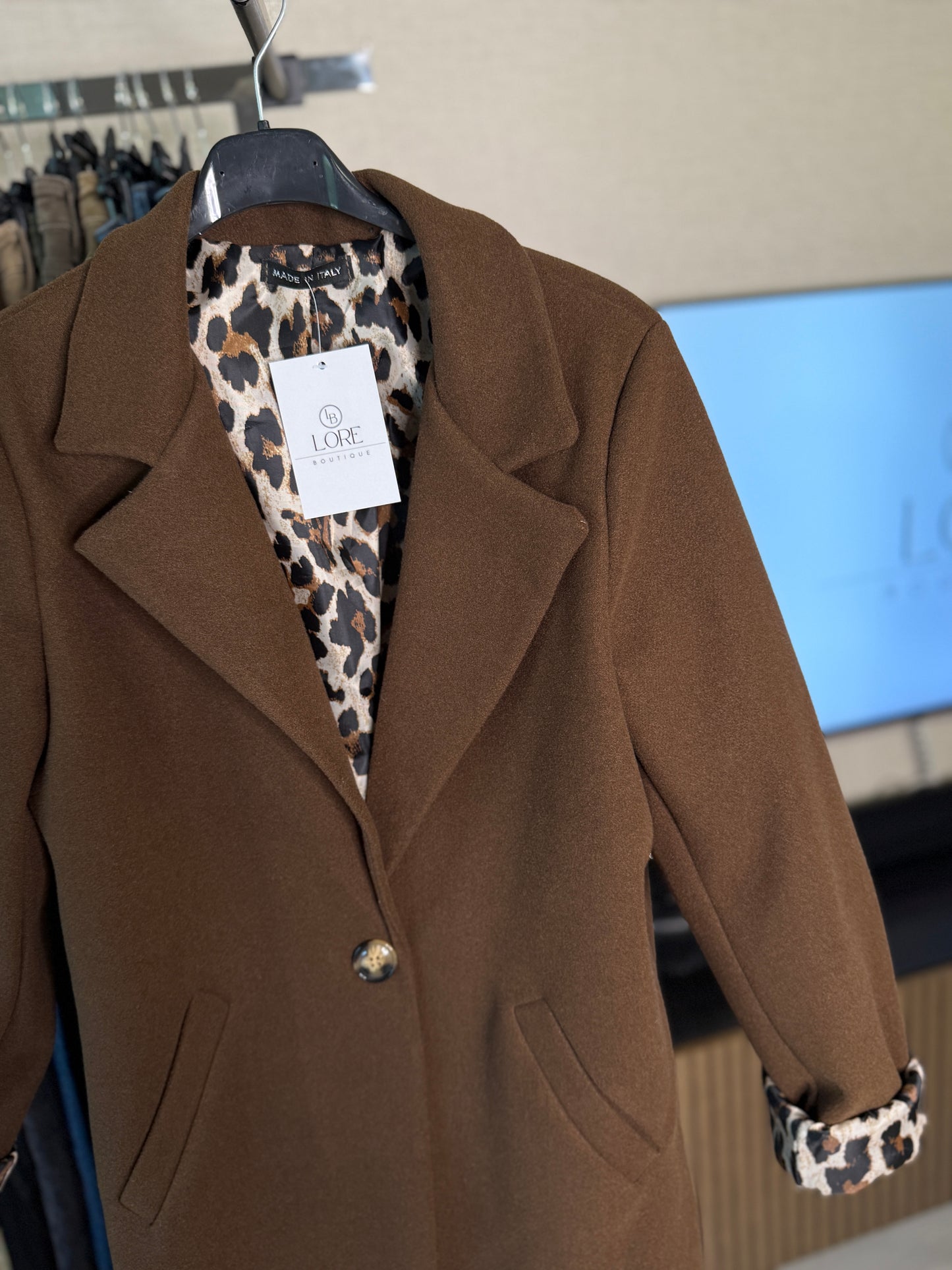 Abrigo VEGA animal print