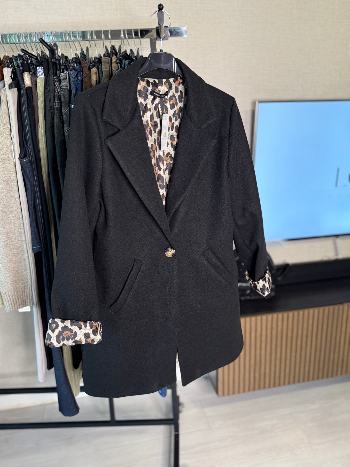 Abrigo VEGA animal print