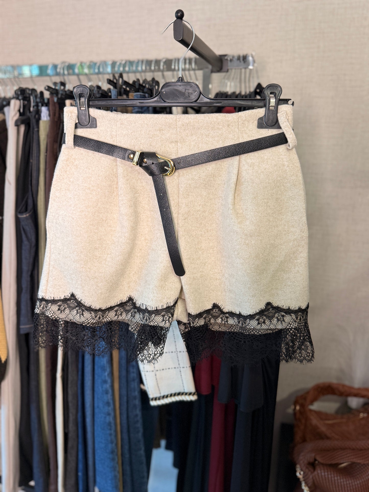 Short paño encaje Nicole