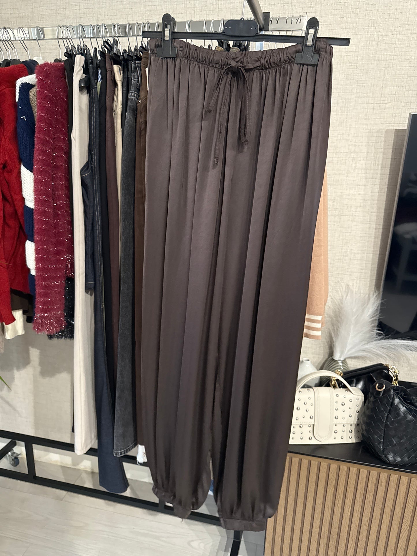 Pantalón bombacho SATINA