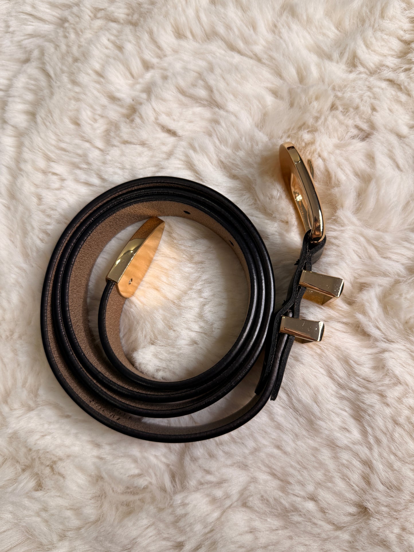 Cinturon cuero 100% dorado